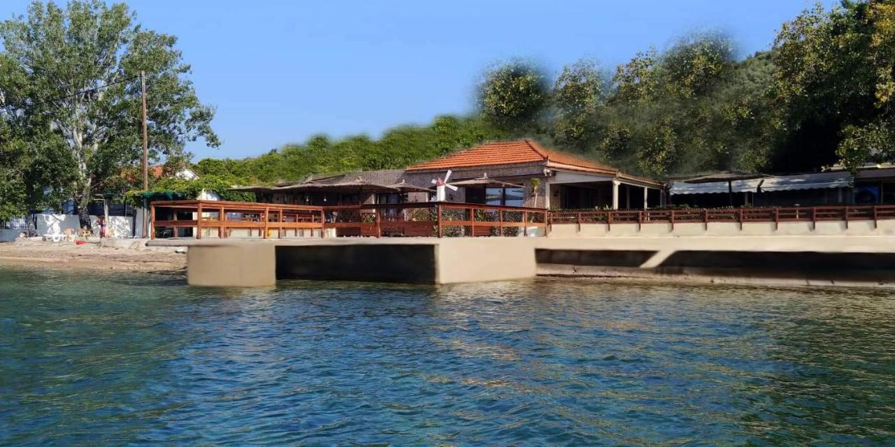 Stone Villa Inside Sea- Kids'Land Platanidia Eksteriør billede
